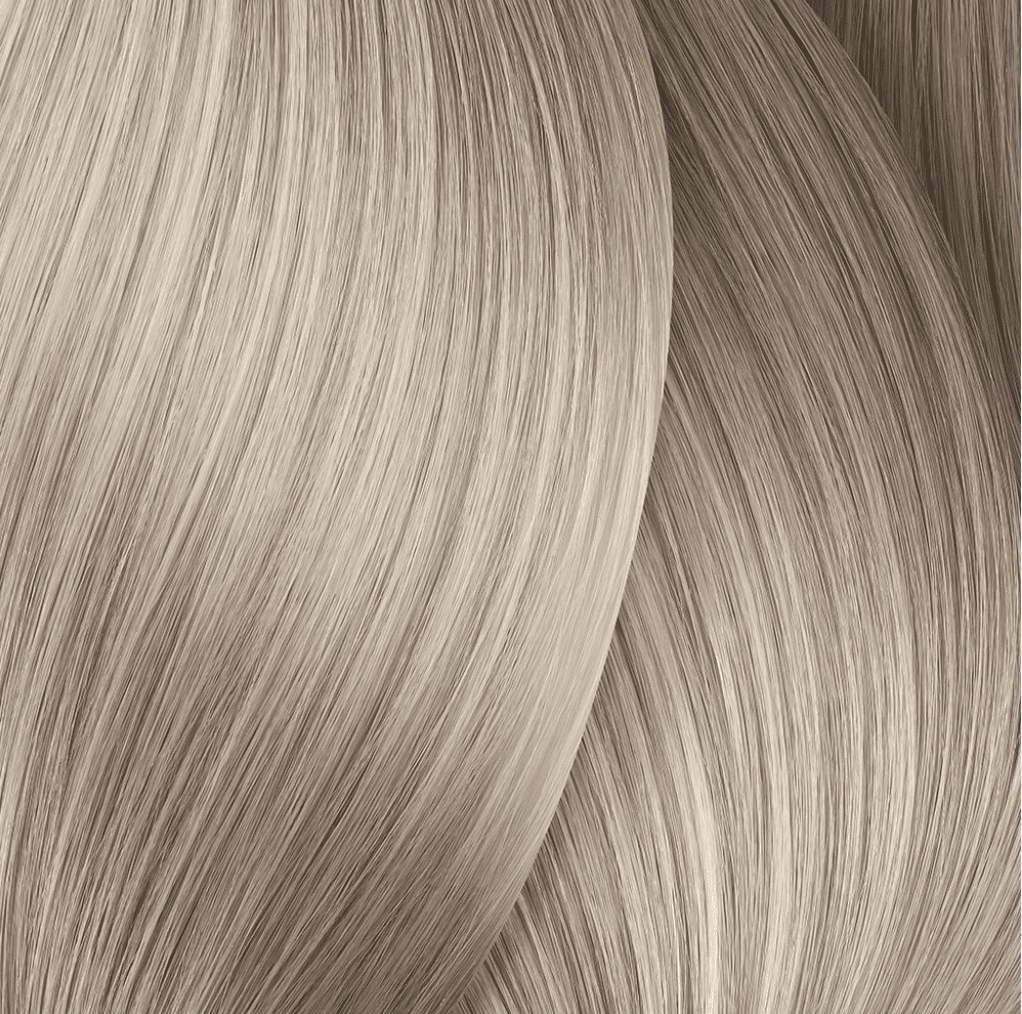 L'Oréal Dia Light 10.82 hair colour swatch